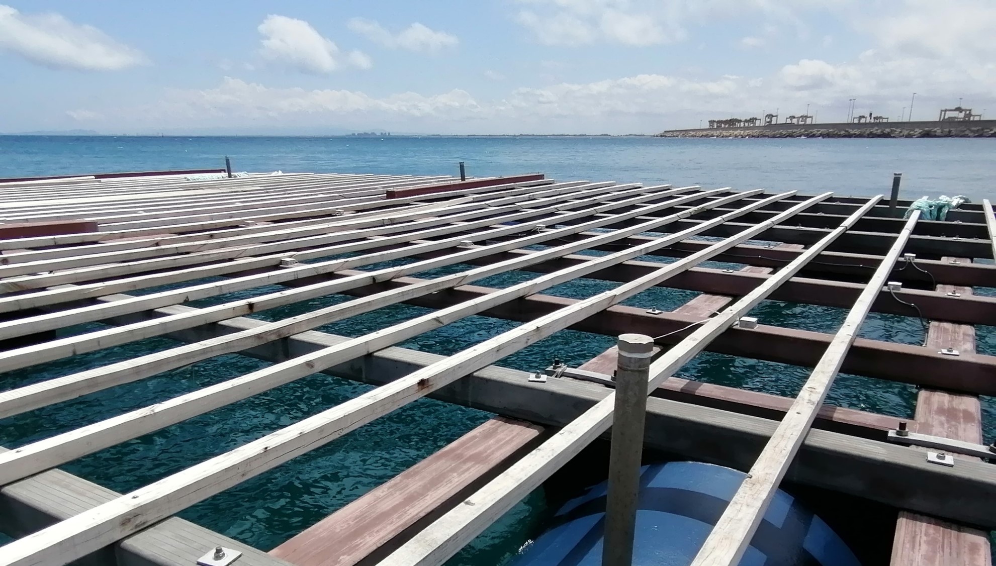 High-Performance Concrete for Coastal and Floating Structures - MCCM